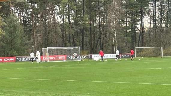 FOTO MN - Portieri già in campo a Milanello per la rifinitura