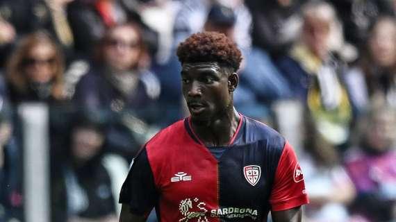 Verso Cagliari-Milan: sardi senza Mina e Adopo, squalificati