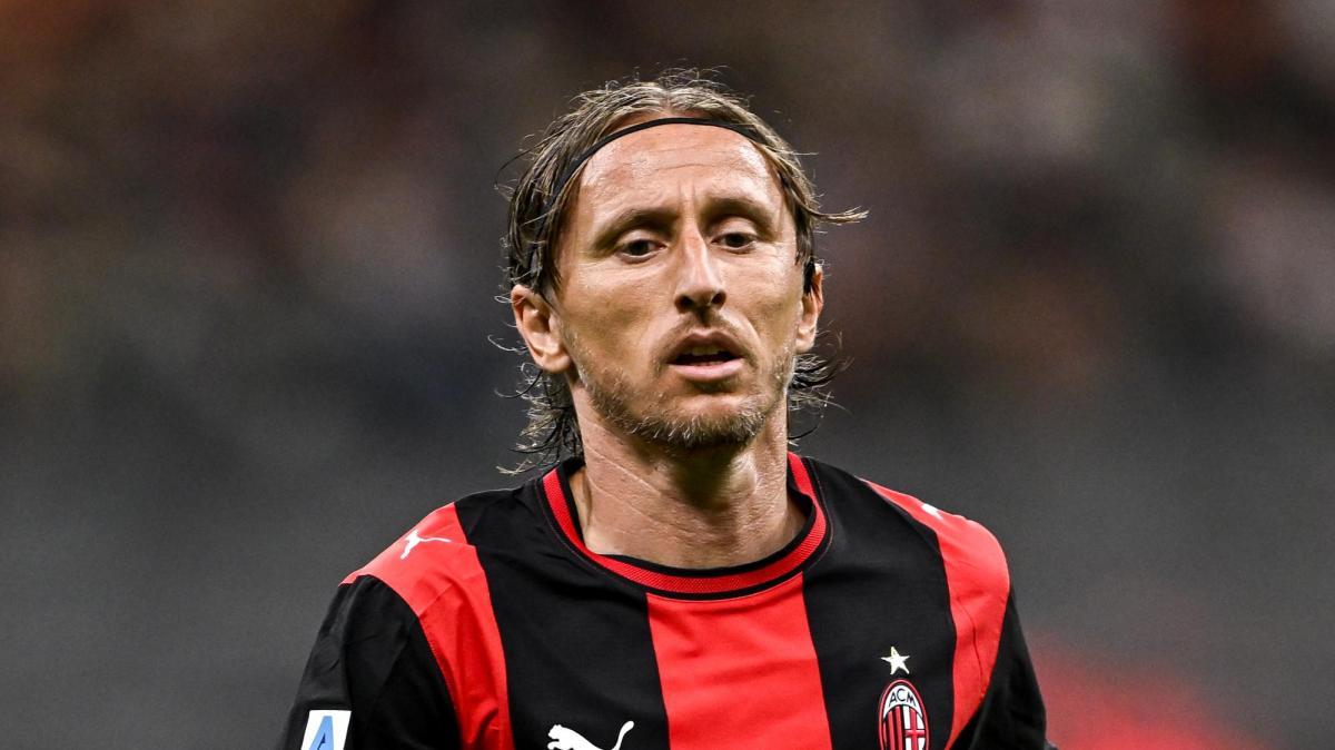 MIL-VEN (1-0): altro cambio nel Milan, dentro Jashari per Modric