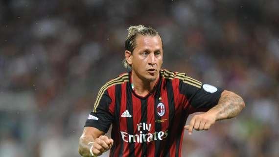 Milan, c'è un duello internazionale per Mexes