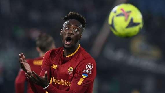 La Roma in ritiro in Inghilterra: De Rossi convoca anche Abraham