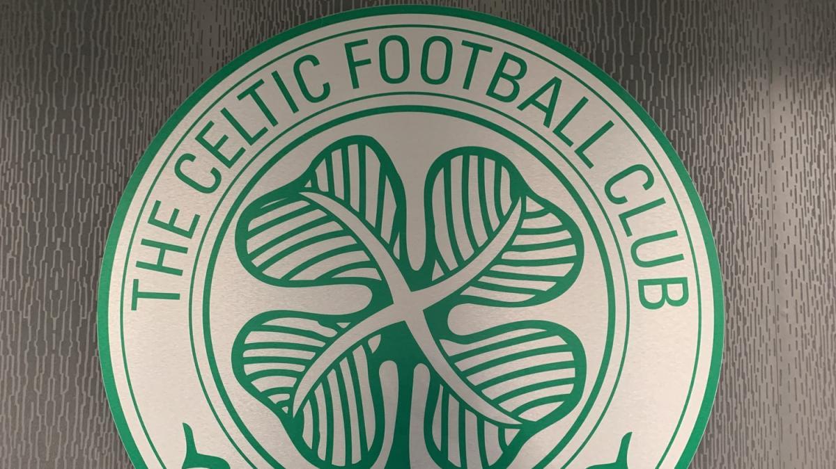 Sconfitta nel derby e Celtic in crisi. L'allenatore: "Qualcuno spiffera i nostri segreti"