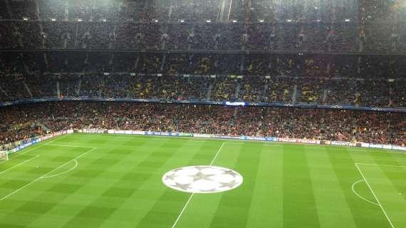 LIVE MN - Squadre negli spogliatoi. Camp Nou pieno