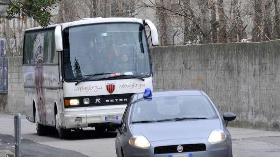 Perquisiti i pullman dei tifosi del Milan alla partenza per Barcellona