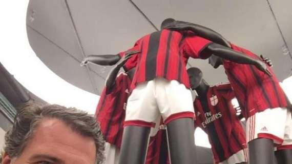 Bucchioni su Twitter: "Se Mr. Bee o Mr. Lee non si prendono il Milan in fretta, l'anno prossimo obiettivo salvezza"