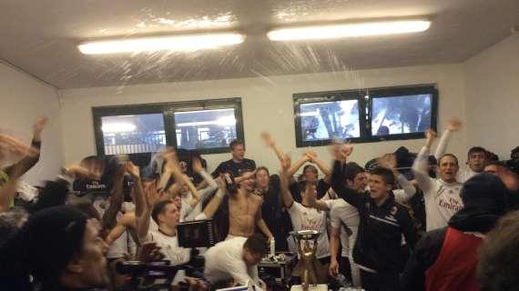 FOTO MN - Euforia e festeggiamenti negli spogliatoi dopo la vittoria del Viareggio