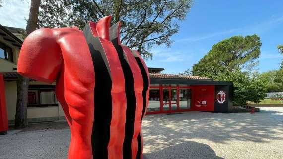 A Milanello restano solo in 13 più un infortunato: la lista di chi ha Pioli a disposizione