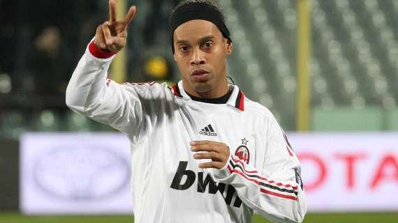 Dinho: magie, gol e quel saluto "strano"