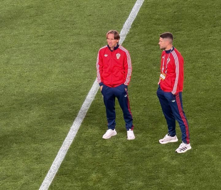 Croazia, Modric recuperato: è in campo con i compagni per la pitch inspection