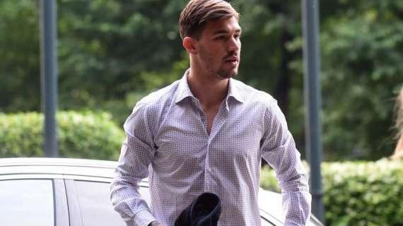 Tuttosport - Il Milan e una retroguardia da 100 milioni: Bonucci, Musacchio e Romagnoli, la difesa a tre per vederli in campo insieme