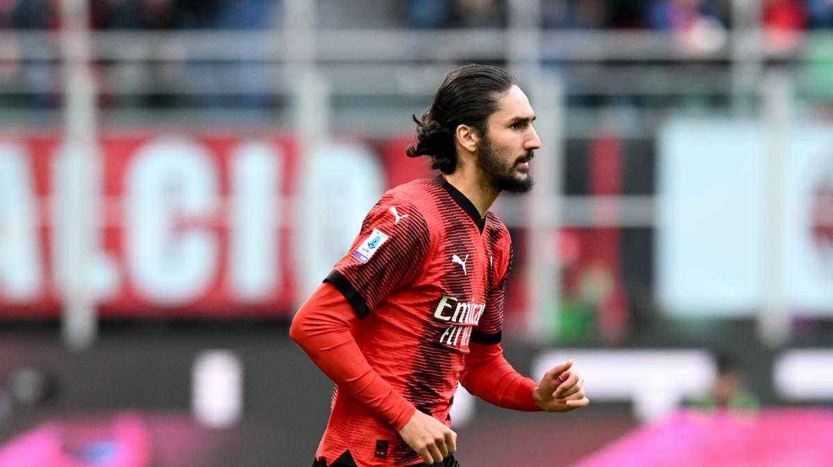 Adli: "Volevo assolutamente rimanere al Milan. Avevo proposte dall'Italia, Francia e Inghilterra"