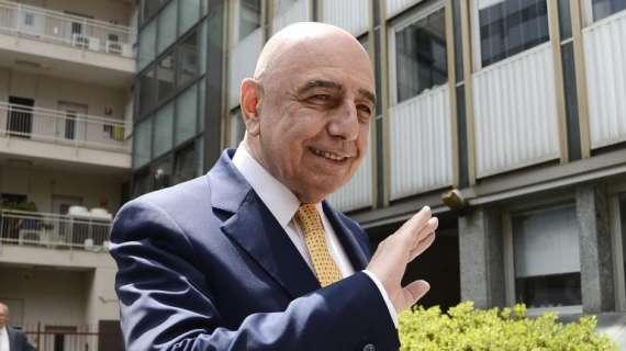 Galliani indica la via dei 25 