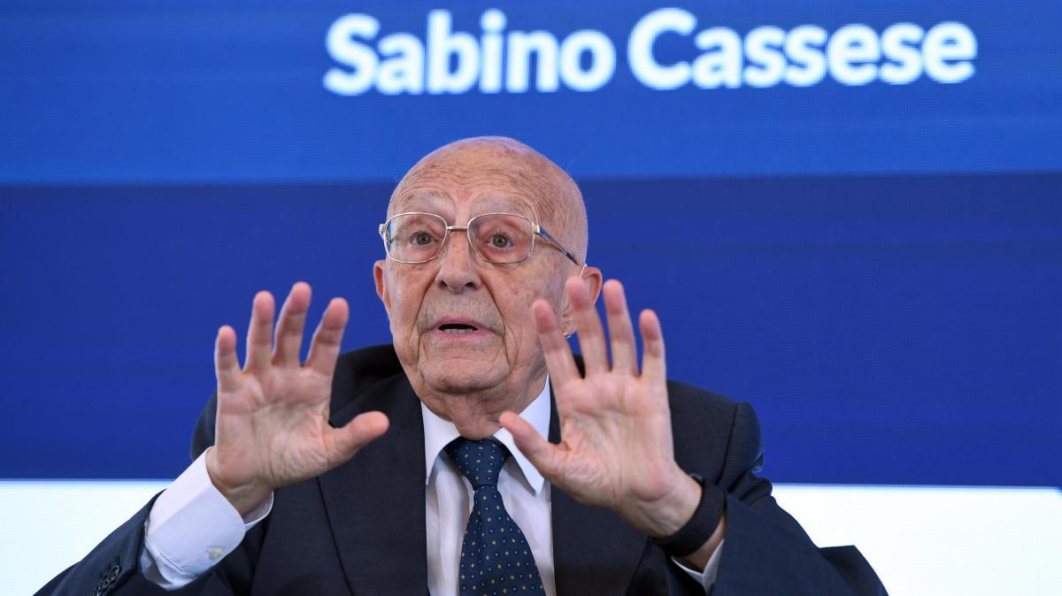 Figc, ecco i cinque giuristi a cui Malagò ha chiesto un parere