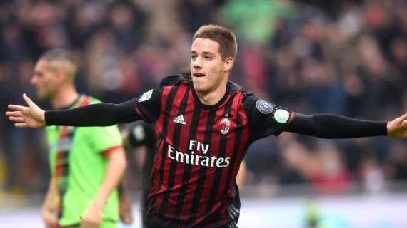 Pasalic convince sempre di più. E lui lancia messaggi d’amore al Milan