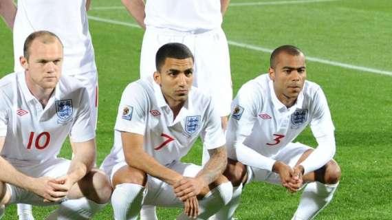 Tutti in fila per Ashley Cole