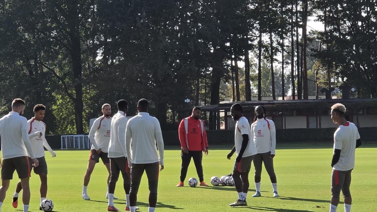 PHOTOGALLERY MN - Milanello, le immagini della rifinitura prima del Salisburgo