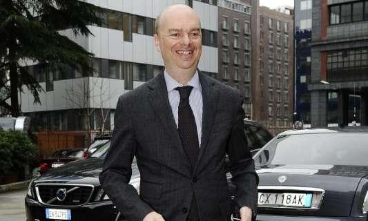 Premium - Viaggio di Fassone per definire anche investimenti sul mercato. Elenco definitivo degli investitori 10 giorni prima del closing