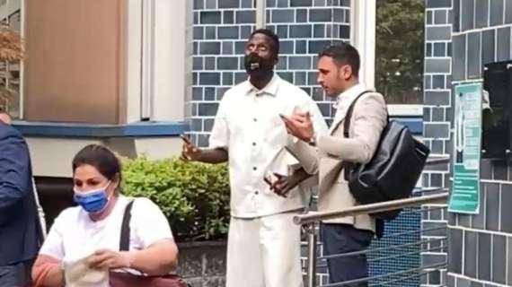 VIDEO MN - Milan, terminate le visite mediche di Origi. Ora l'idoneità