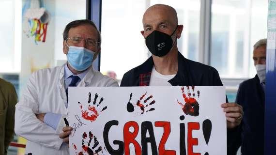 Milan, oggi Pioli in visita ai bambini in Pediatria e Neuropsichiatria al Del Ponte 