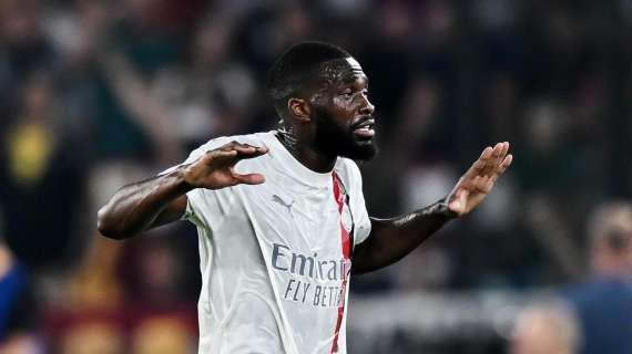 Tomori a Sky: "Dobbiamo rialzarci e imparare dai nostri errori. Ibra? Bello rivederlo. Domani Tonali sarà un avversario"