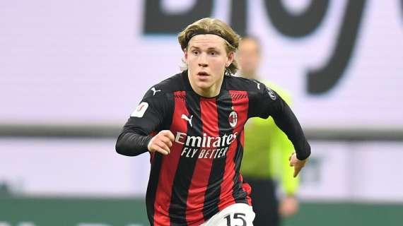 Milan, il saluto di Hauge: "Orgoglioso di aver giocato con la maglia rossonera. Ringrazio i tifosi"