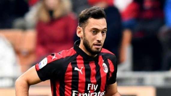 Tuttosport - Il Lipsia insiste per Calhanoglu, ma per il Milan è incedibile
