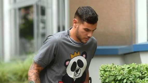 Milan, Theo sta bene e non vede l’ora di entrare in scena