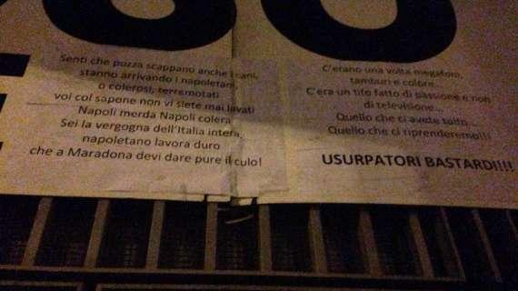 FOTO ESCLUSIVA MN - Curva chiusa, i manifesti della Sud fuori da San Siro