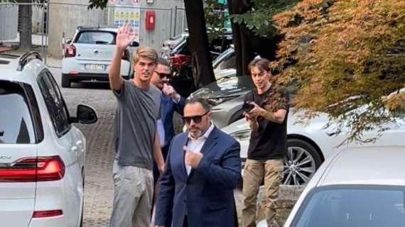 Gazzetta - Milan, stasera a Vicenza debutto da 15' per De Ketelaere. Domani sarà in campo anche contro la Pergolettese
