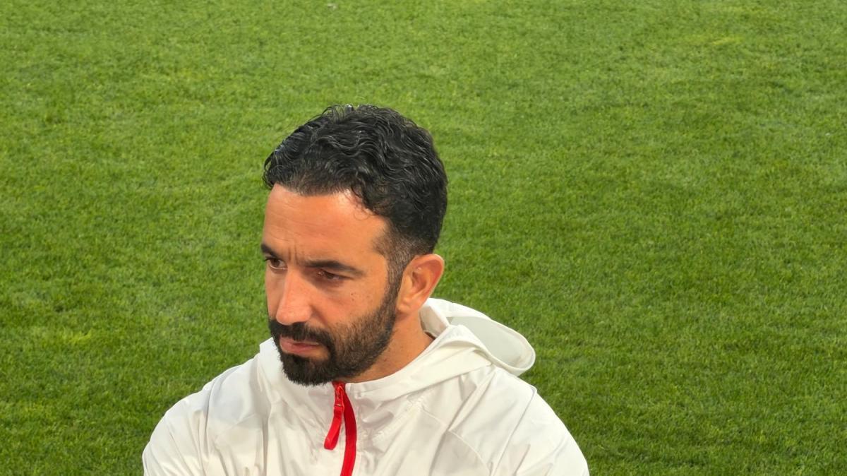 Amorim a Sky: "Non leggo niente, sono concentrato solo sulla squadra"
