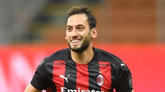 Calhanoglu a MTV: "Contento per Colombo, al Milan sto benissimo. All'intervallo ho chiesto a Castillejo di guardarmi sui corner..."