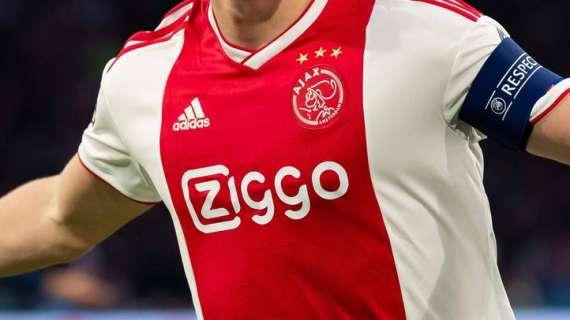 Van den Boomen si trasferisce ufficialmente a zero all'Ajax