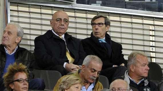 Repubblica - Milan, vertice di mercato con il Barcellona: ai rossoneri piacciono Arda Turan, Vermaelen, Tello e Adriano
