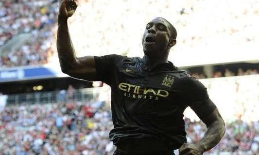 Micah Richards: il difensore britannico si sarebbe offerto ai rossoneri