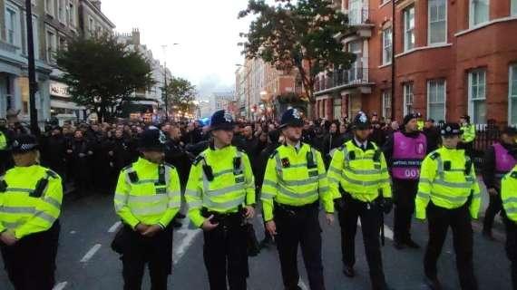 VIDEO MN - Le immagini del corteo della Curva Sud Milano verso Stamford Bridge
