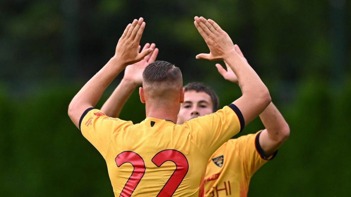 Sabatini: "Ho visto esultare Camarda togliendosi la maglietta: fisico ancora da adolescente a Lecce. Ora non lo è più"