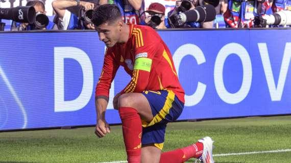 Spagna, non è in pericolo la presenza di Morata in finale. E Alvaro scherza sull'incidente con l'addetto alla sicurezza: "Cartellino giallo e basta"