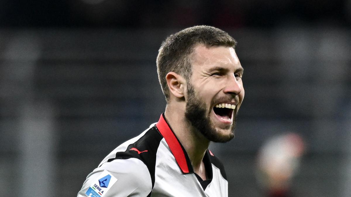 Pavlovic: "Vlahovic al Milan? Non è una domanda per me... Ma posso dire che quando è in forma è il numero uno"
