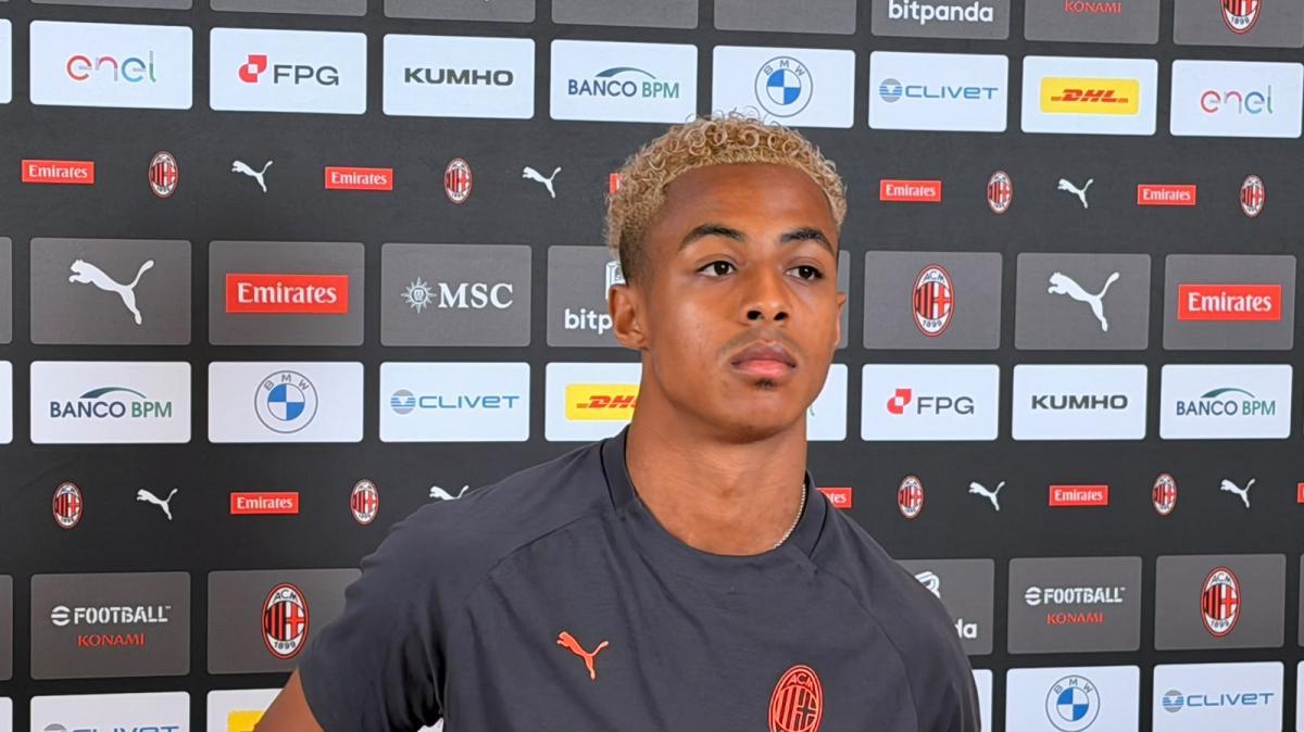Hutchinson e l'arrivo al Milan: "Il mister mi voleva. Mi ha detto che gli serviva un trequartista mancino e..."