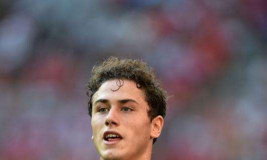Ag. Calabria: "Tante offerte dalla B, il Milan ha deciso di tenerlo"