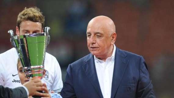 Milan, l'agente di Pazzini lascia la sede. Via anche Galliani, verso Forte dei Marmi
