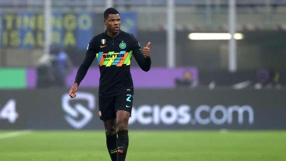 Inter, Dumfries snobba i rossoneri: "Del Milan non mi spaventa nessuno"