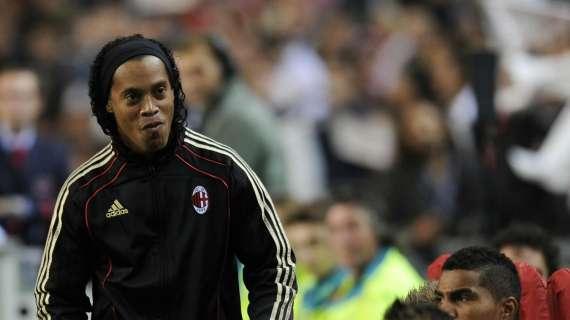Dinho alla porta ma ecco cosa rischia se dovesse restare
