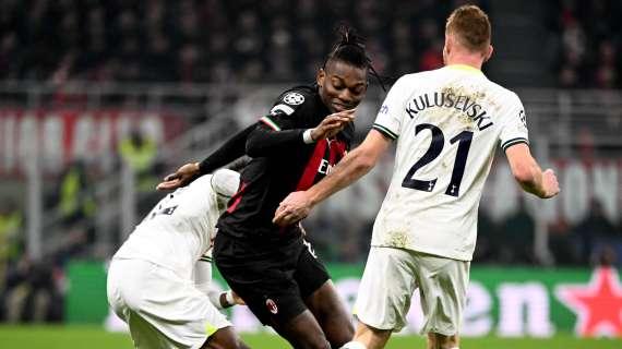 Leao dopo Milan-Tottenham: "Secondo me questa partita doveva finire 3-0. A Londra per vincere e passare il turno"