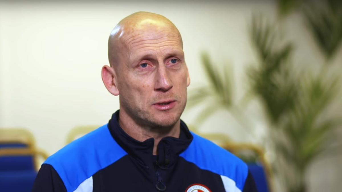 Stam: "Il Milan può credere ancora nello scudetto. Quando si cambia allenatore bisogna essere pazienti"