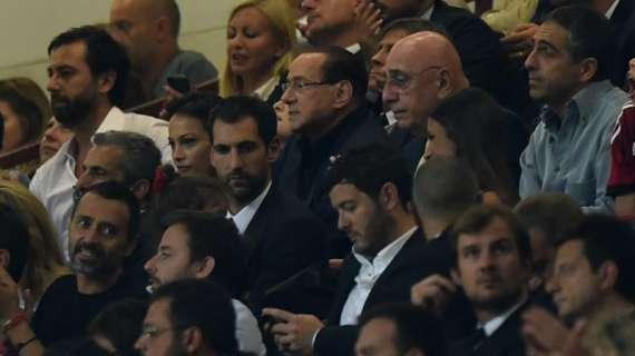 Gazzetta - Cessione Milan, cinesi in pressing su Berlusconi: contatti continui tra le parti in attesa di un nuovo incontro. L’obiettivo è la maggioranza del club