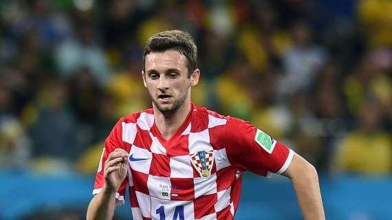 Ag. Brozovic: "Smentisco la trattativa con il Napoli, offerte dall'Inghilterra"