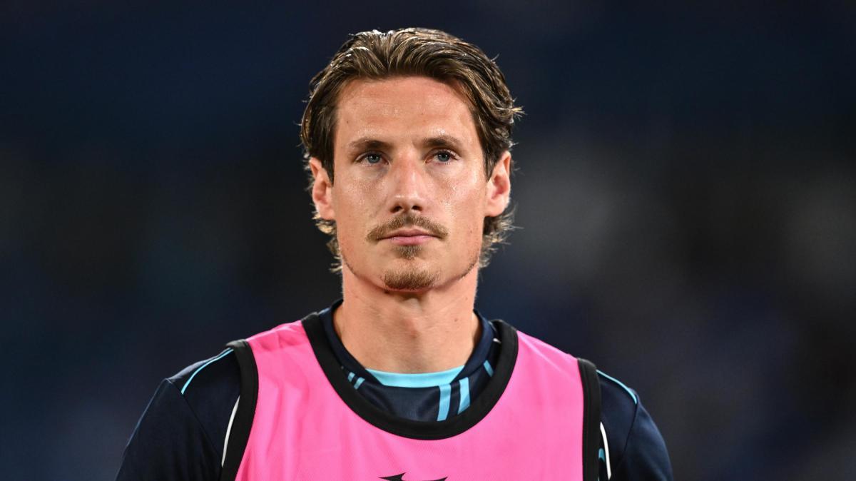 Lazio, Pinamonti in dubbio per il Milan: oggi gli esami alla caviglia