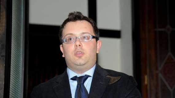 Honda-Milan, si prova a farlo subito: le ultime. Il Galatasaray torna su Boateng che può sbloccare Ljajic. Robinho: se è quello visto a Milanello può fare ancora la differenza. Mercato giovani: tutte le ultime