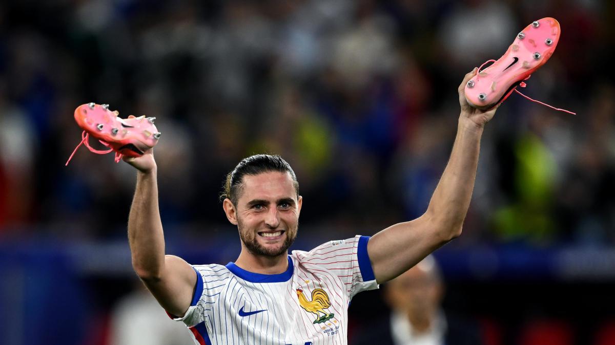 Il futuro di Rabiot è ancora tutto da scrivere: diverse squadre interessate al 14 della Juventus